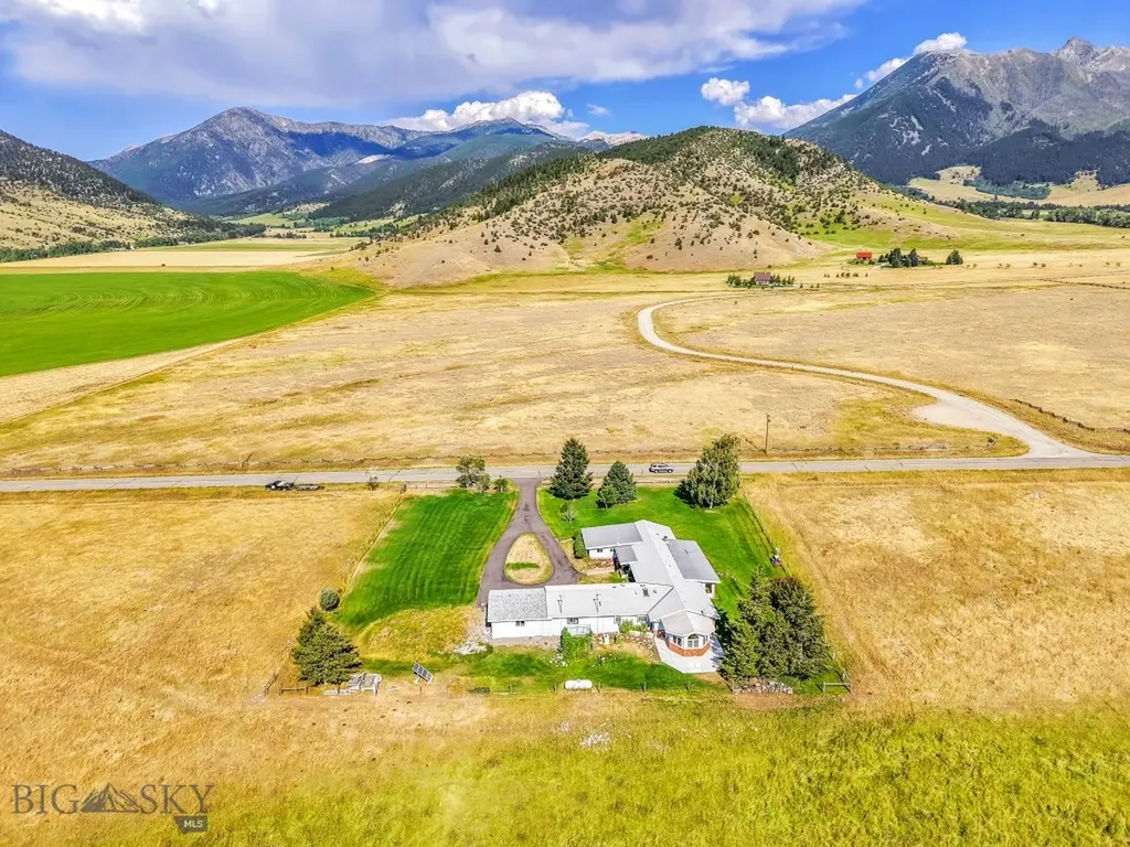 2851 E River Road Livingston MT 59047