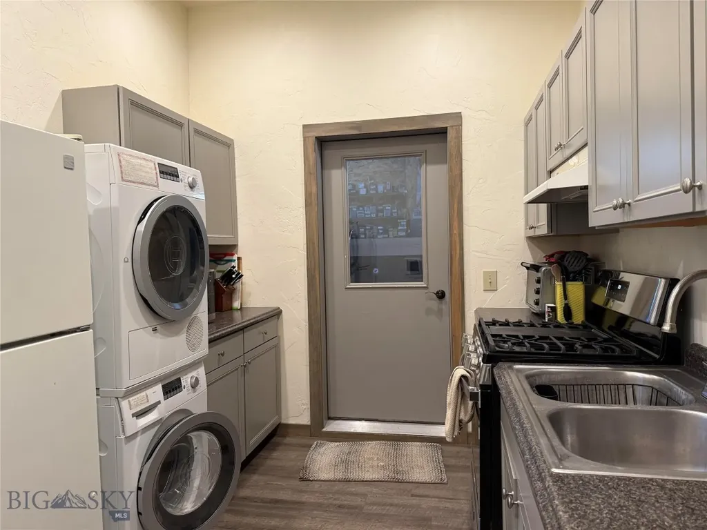 304 Main E Cooke City MT 59020