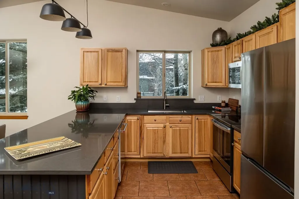 15 Salmon Fly Drive Big Sky MT 59716