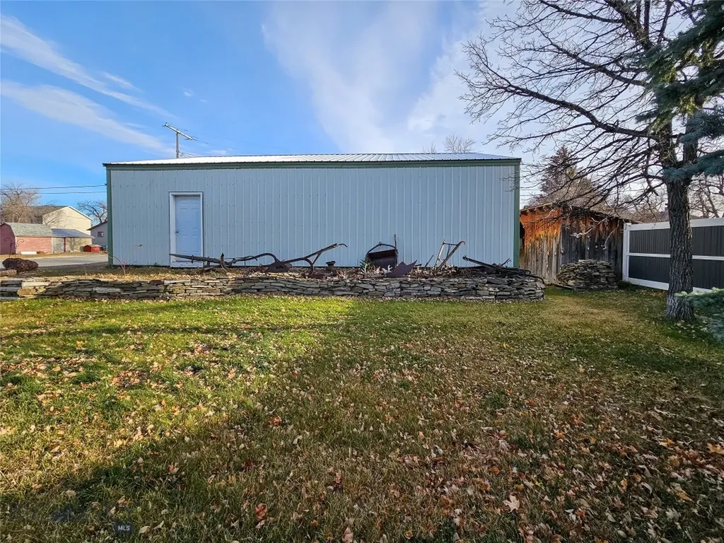 302 Busha Big Timber MT 59011