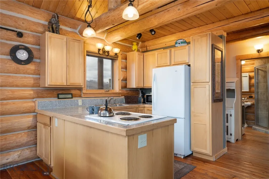 59 Bitterroot Trail Livingston MT 59047