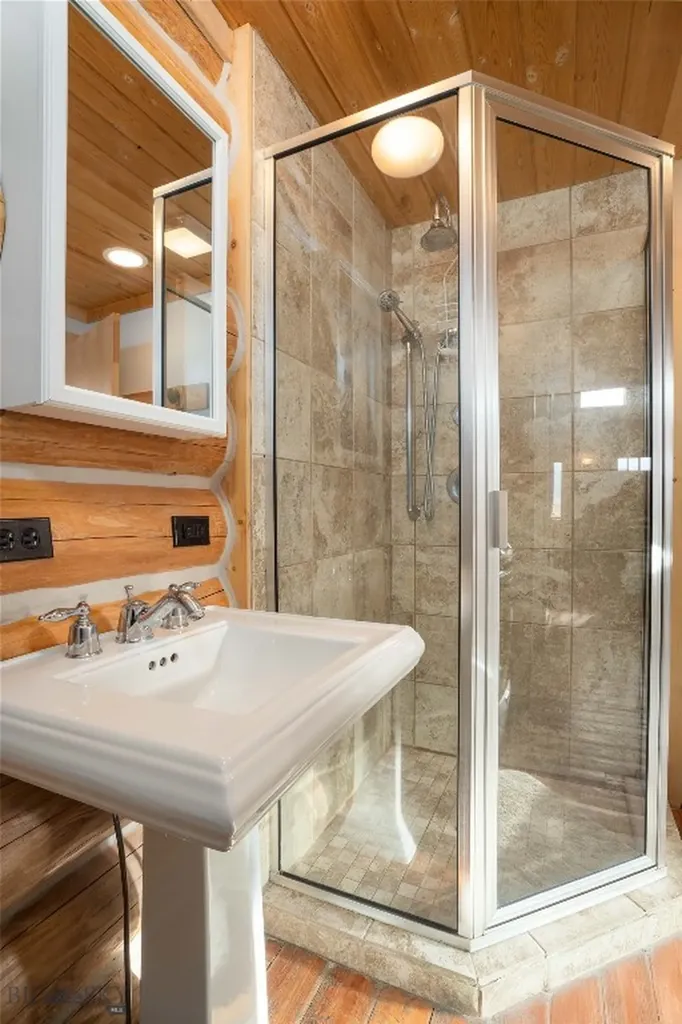 59 Bitterroot Trail Livingston MT 59047