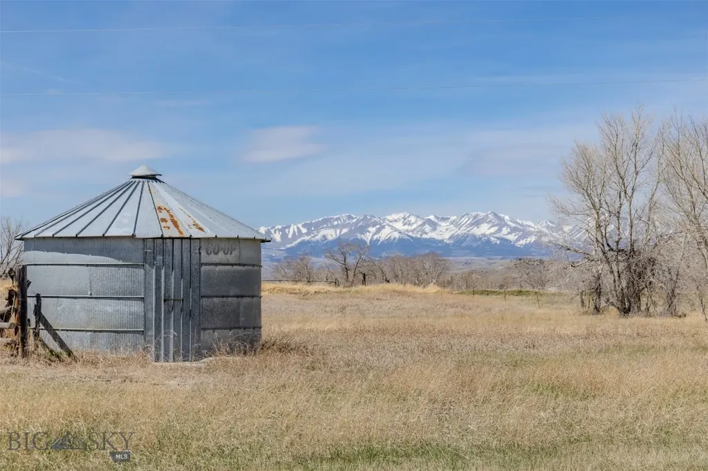 297 Big Timber Loop Road Big Timber MT 59011