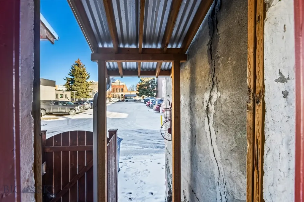 108 N 2nd Street Livingston MT 59047