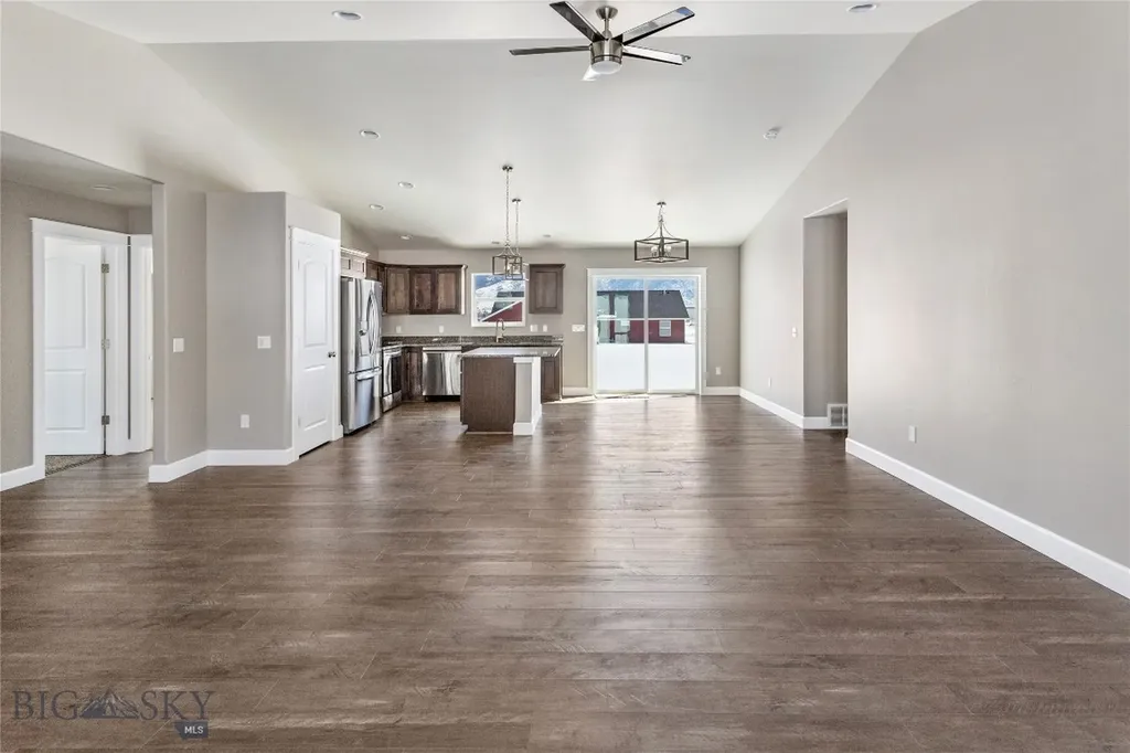 3731 S Arizona Street Butte MT 59701