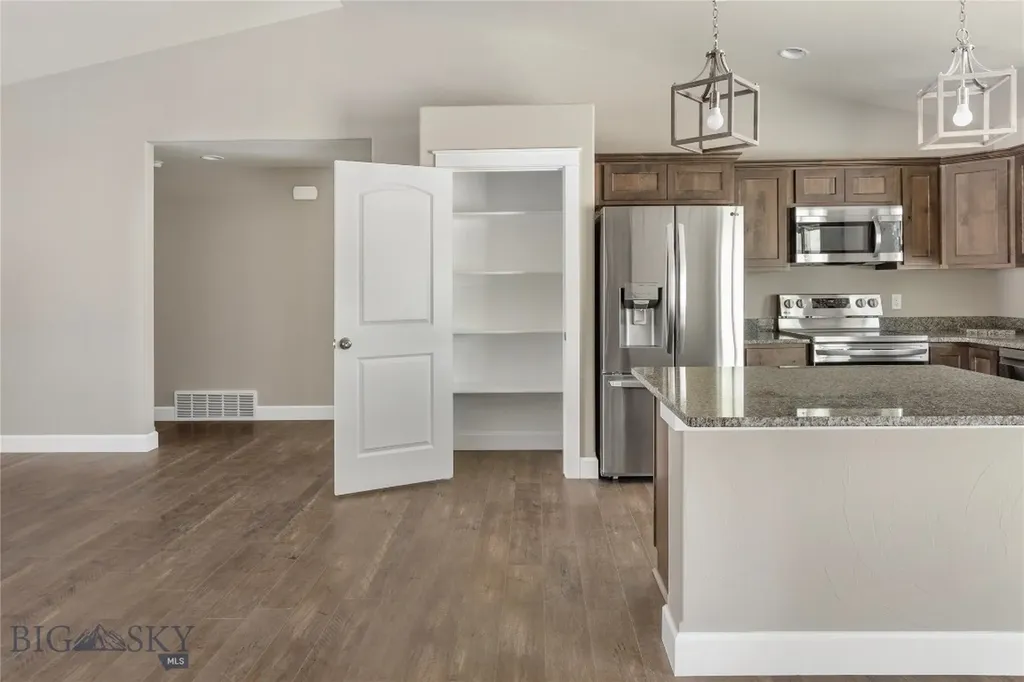 3731 S Arizona Street Butte MT 59701