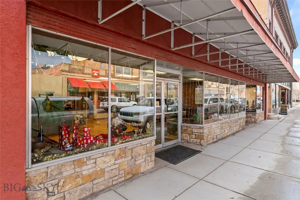 124/126 S 2nd Livingston MT 59047