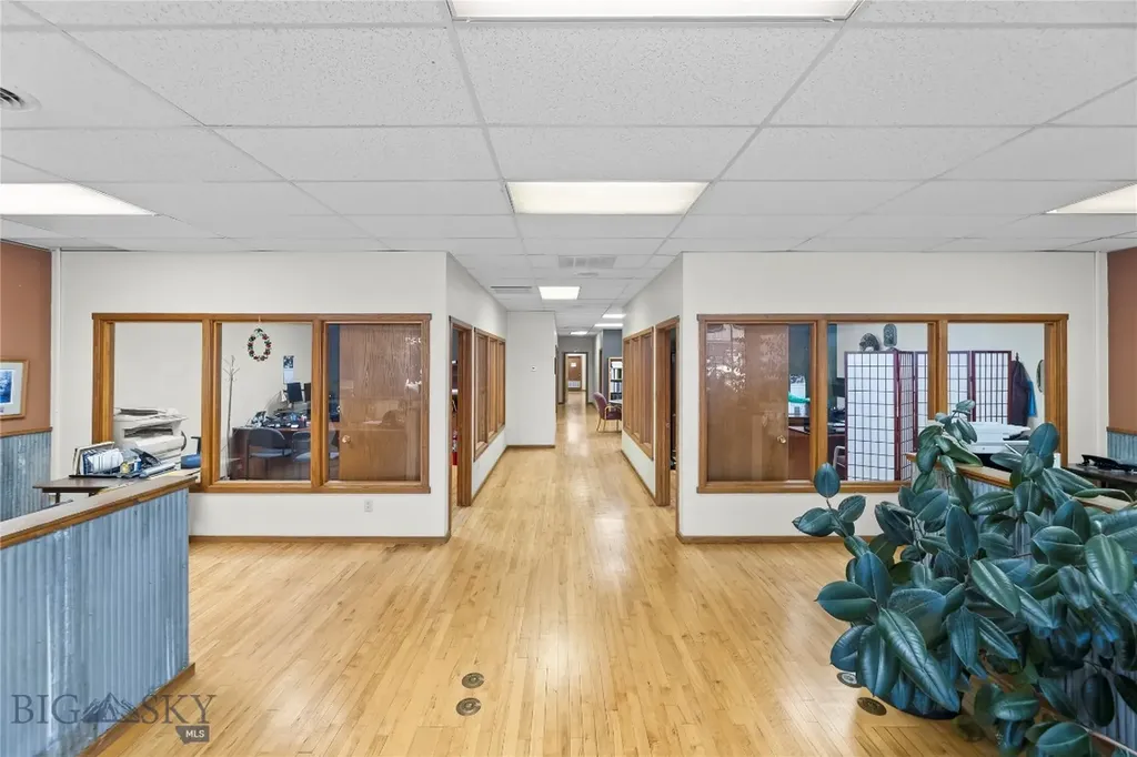 124/126 S 2nd Livingston MT 59047