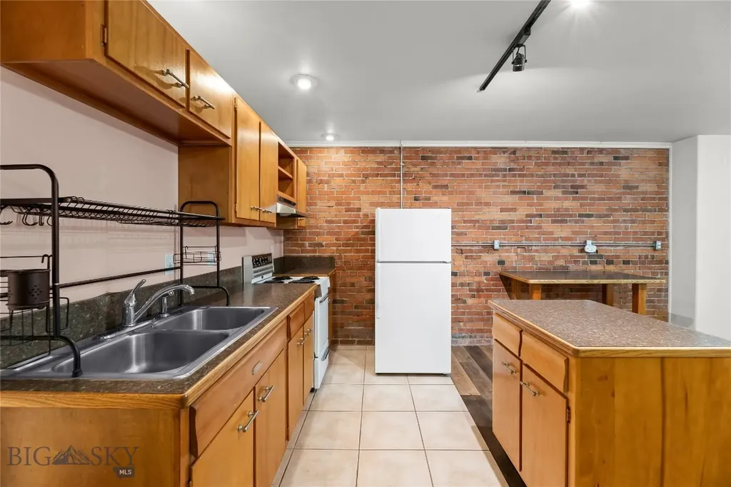 124/126 S 2nd Livingston MT 59047