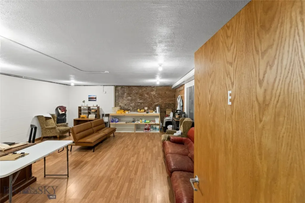 124/126 S 2nd Livingston MT 59047