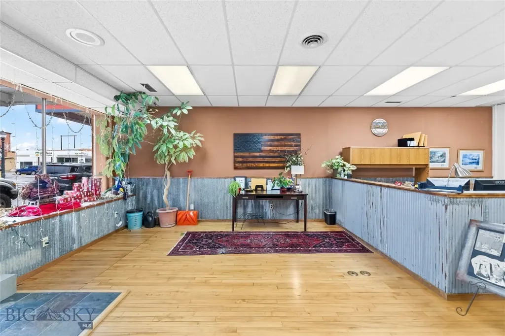 124/126 S 2nd Livingston MT 59047