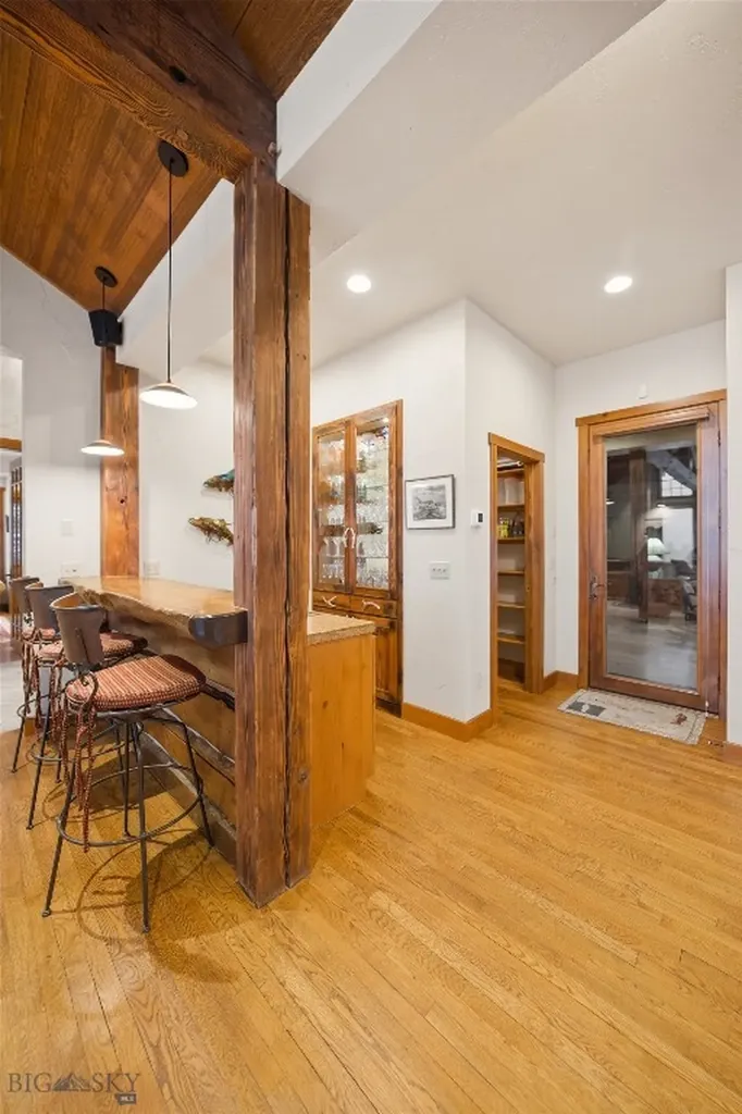 2700 Beaver Creek Road Gallatin Gateway MT 59730