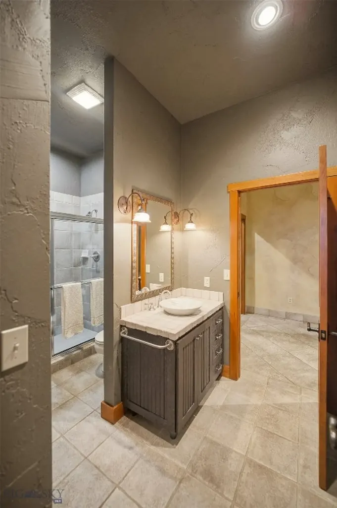 2700 Beaver Creek Road Gallatin Gateway MT 59730