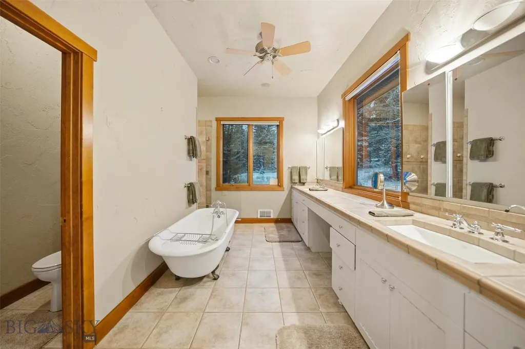 2700 Beaver Creek Road Gallatin Gateway MT 59730