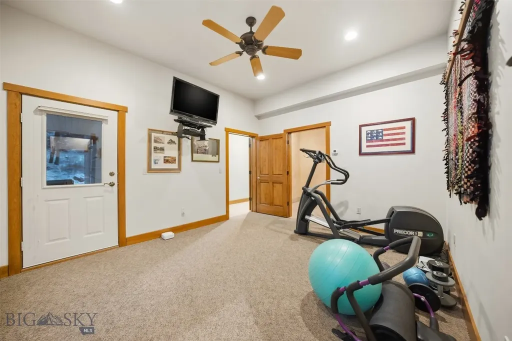 2700 Beaver Creek Road Gallatin Gateway MT 59730