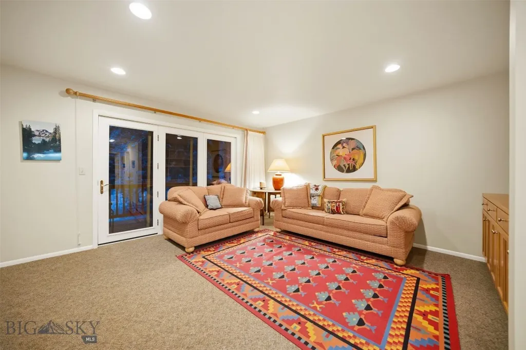 2700 Beaver Creek Road Gallatin Gateway MT 59730