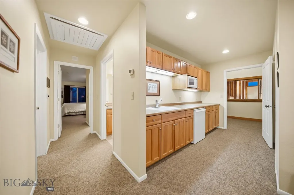 2700 Beaver Creek Road Gallatin Gateway MT 59730