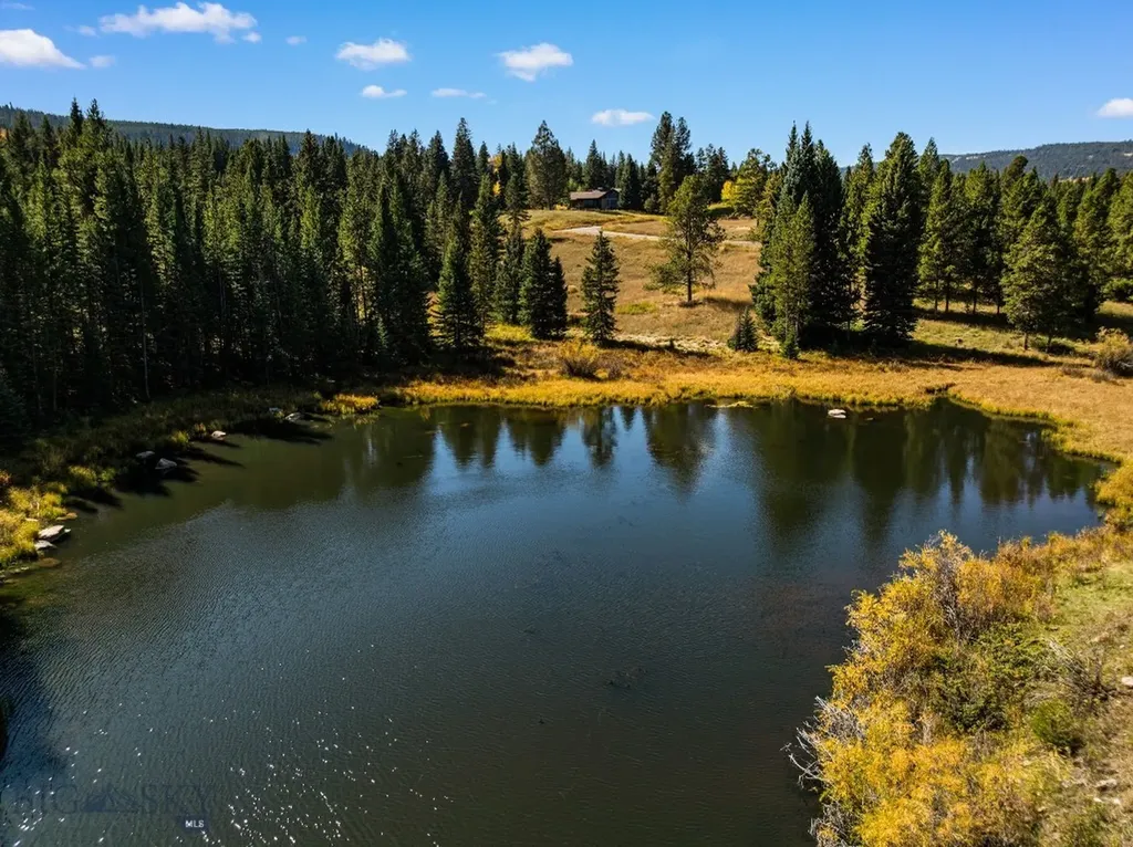 2700 Beaver Creek Road Gallatin Gateway MT 59730