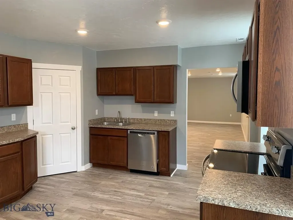 315-321 N Washington Butte MT 59701