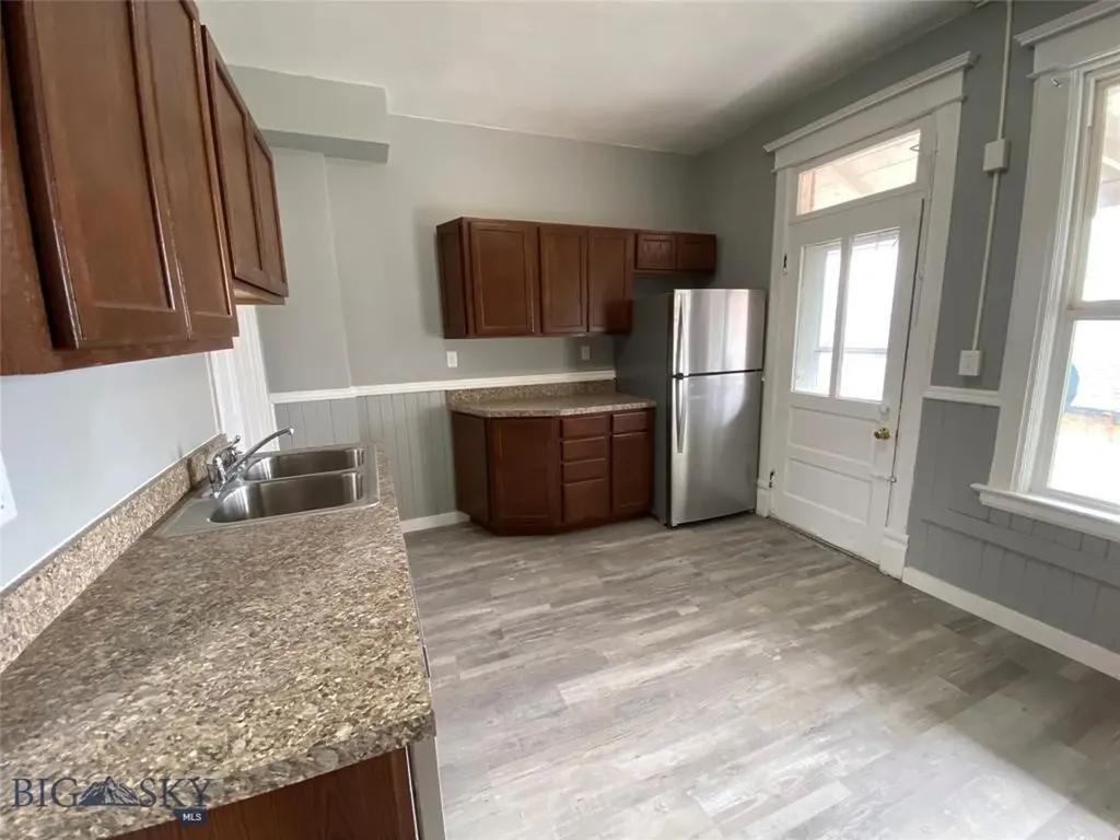 315-321 N Washington Butte MT 59701