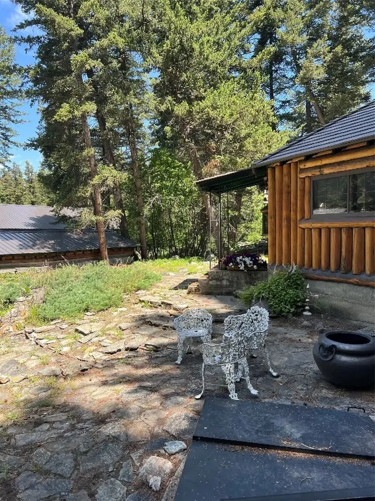 124 Deep Creek Road Livingston MT 59047