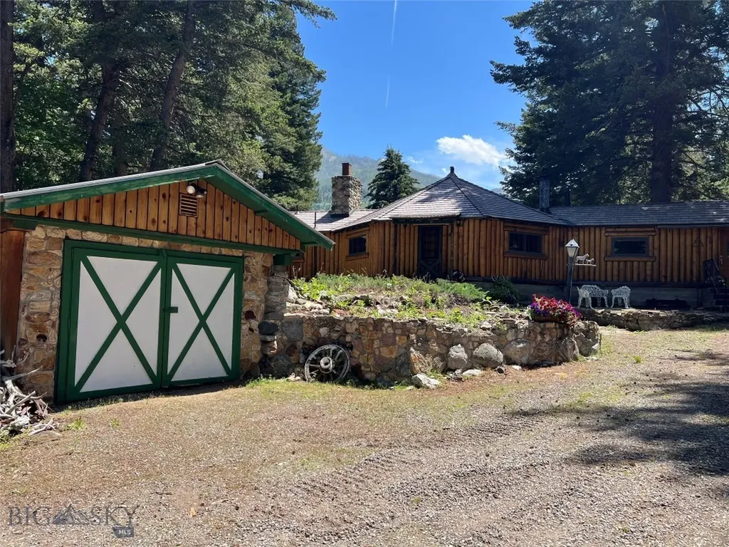 124 Deep Creek Road Livingston MT 59047