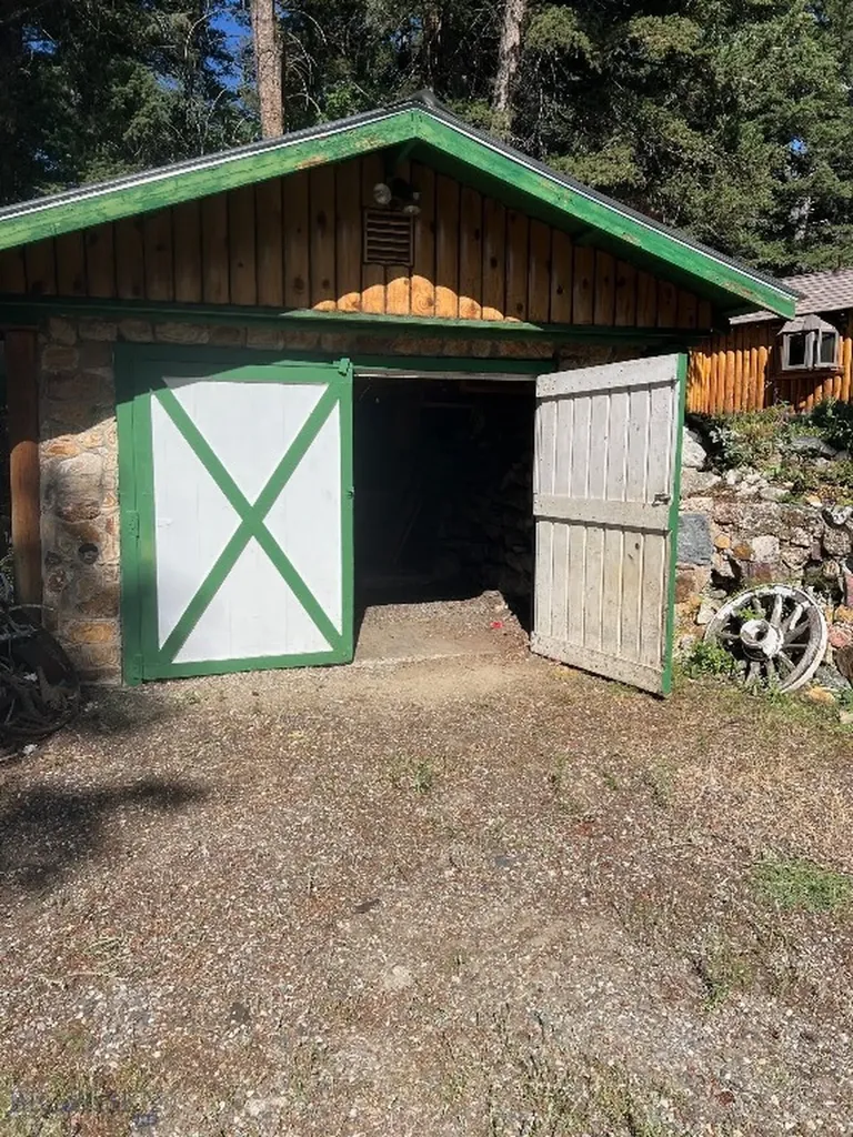 124 Deep Creek Road Livingston MT 59047