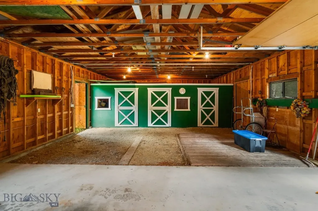 124 Deep Creek Road Livingston MT 59047