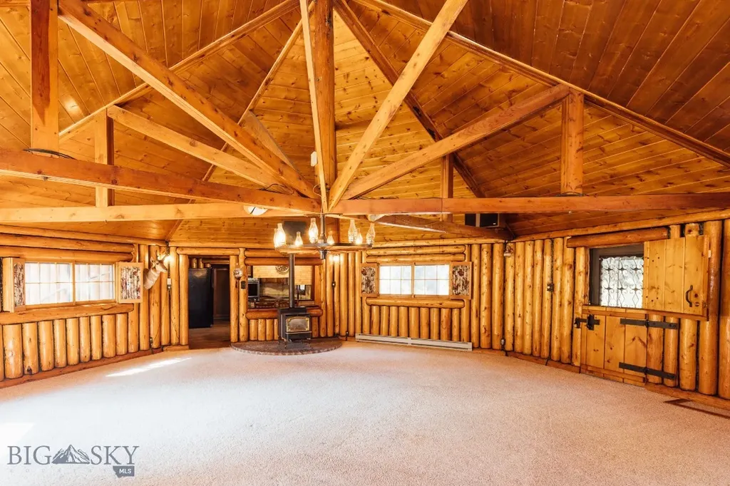 124 Deep Creek Road Livingston MT 59047