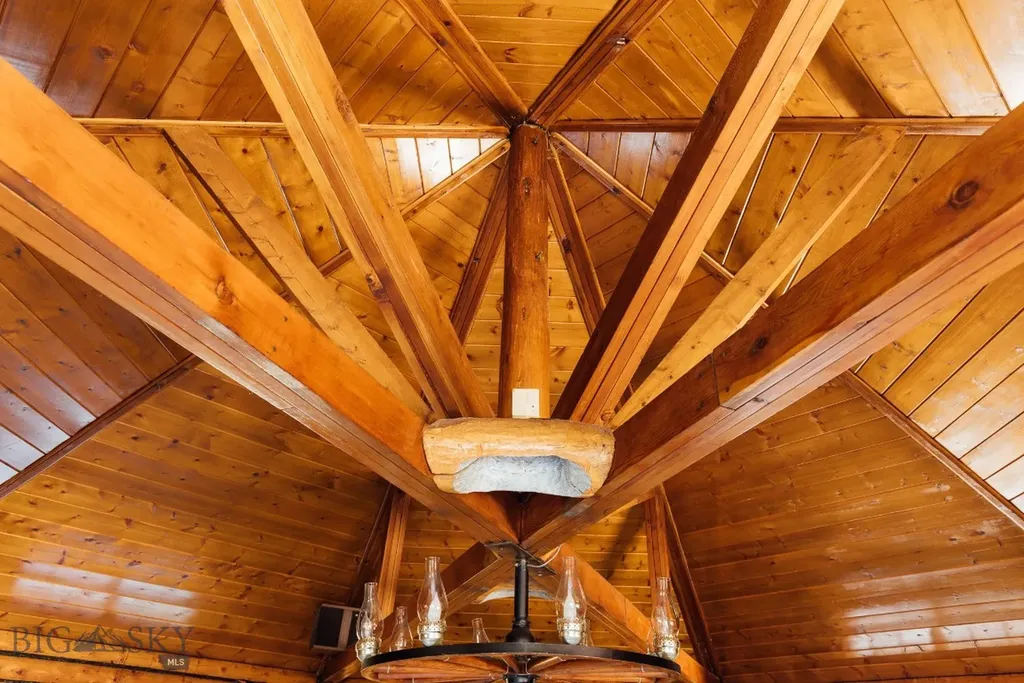124 Deep Creek Road Livingston MT 59047