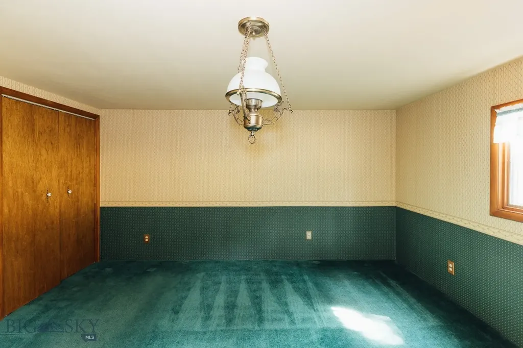 124 Deep Creek Road Livingston MT 59047