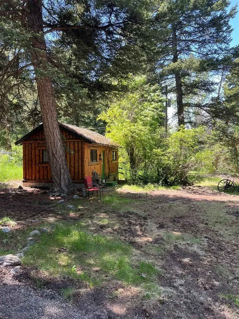 124 Deep Creek Road Livingston MT 59047