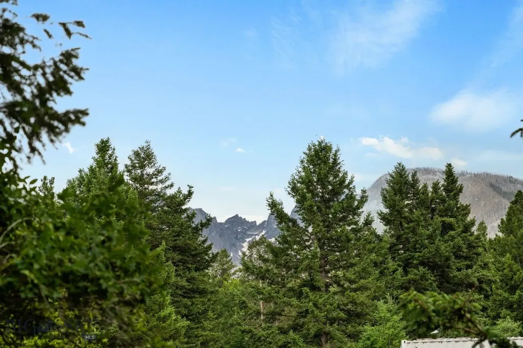 124 Deep Creek Road Livingston MT 59047