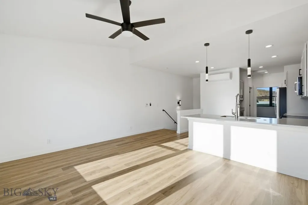 103 N M Street Livingston MT 59047
