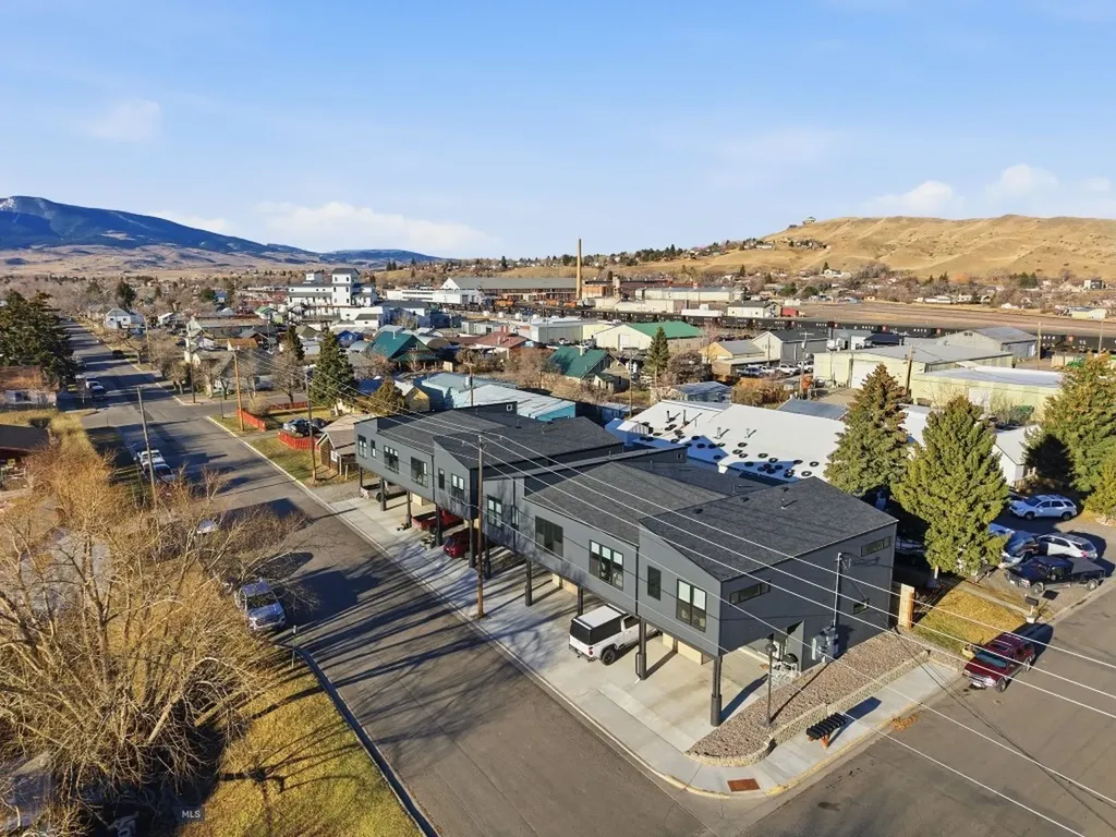 103 N M Street Livingston MT 59047