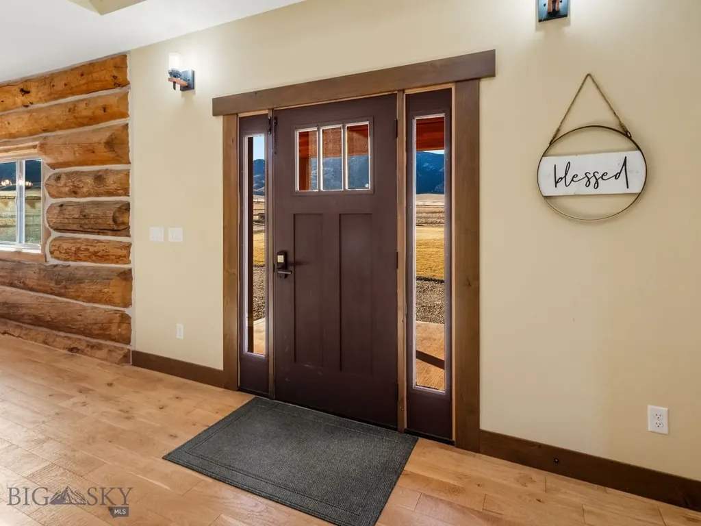 17 Tex's Loop Alder MT 59710