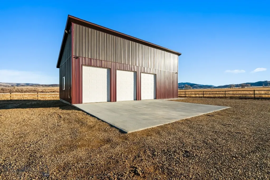 17 Tex's Loop Alder MT 59710