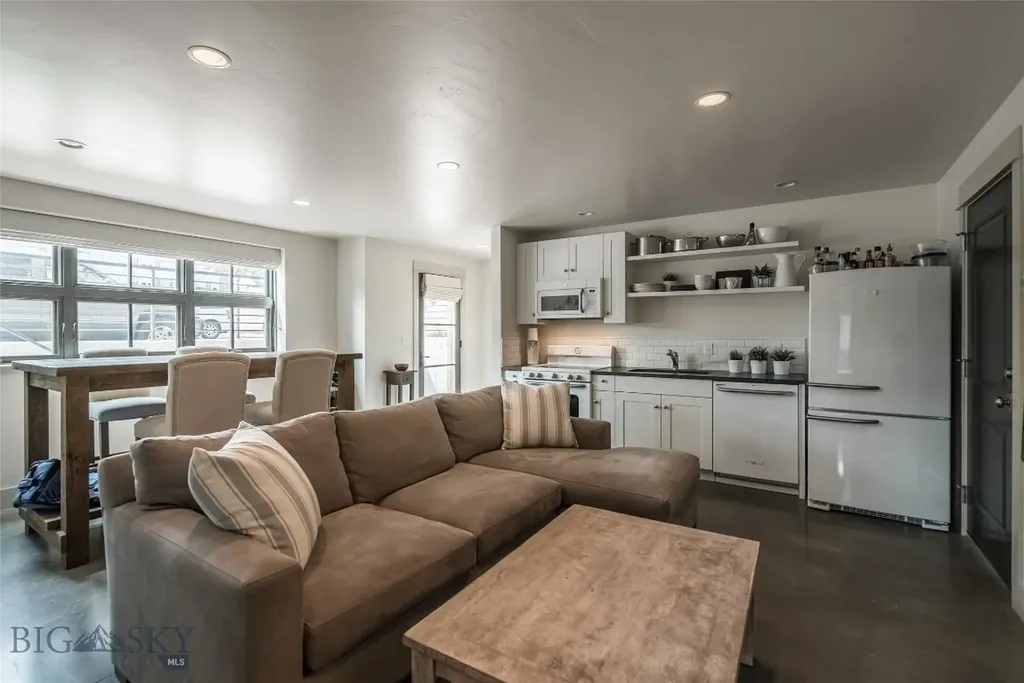 201 & 201 1/2 N Black Avenue Bozeman MT 59715