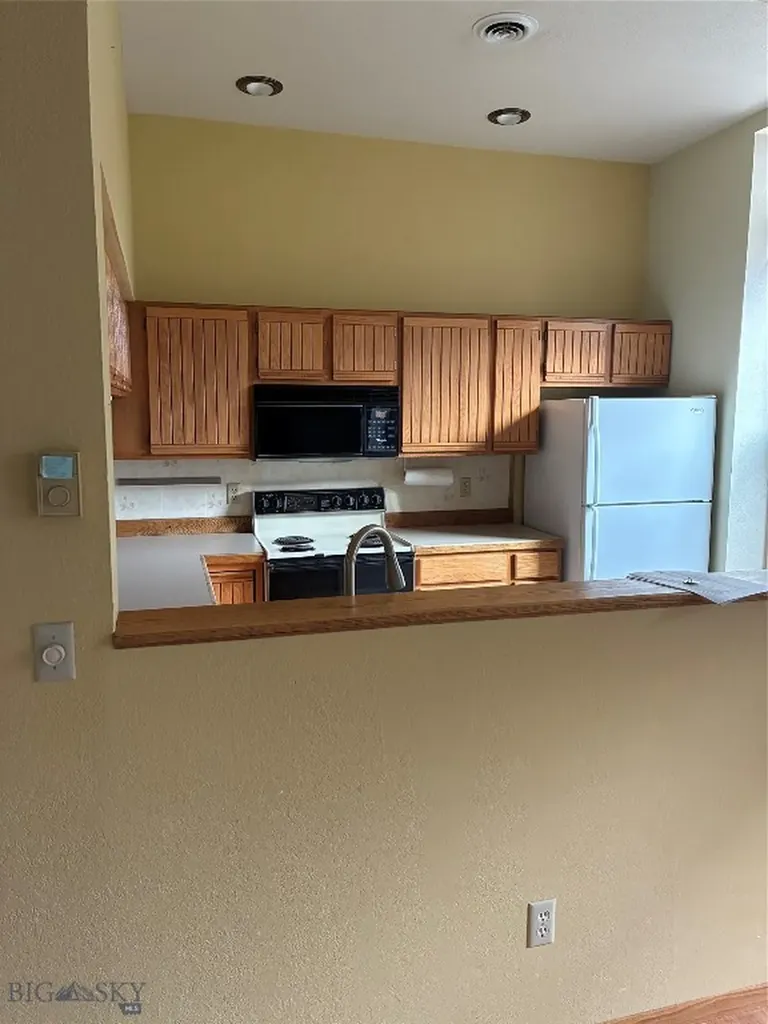 1000 Fountain Terrace Lewistown MT 59457