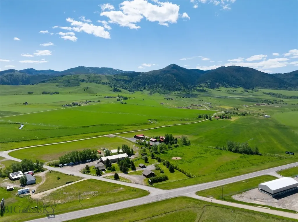 56 & 70 E Williams Road Gallatin Gateway MT 59730