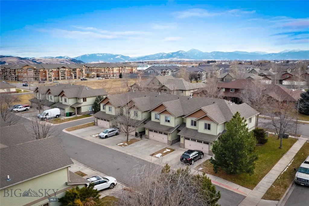 3206 Warbler Way Bozeman MT 59718