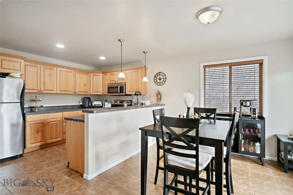 3206 Warbler Way Bozeman MT 59718