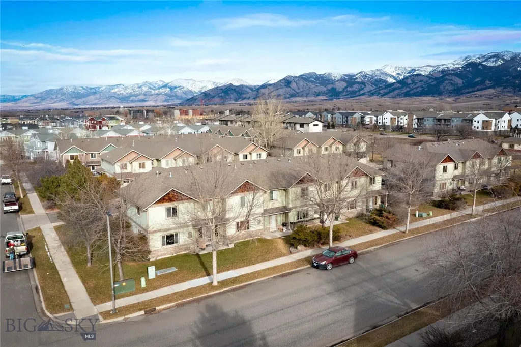 3206 Warbler Way Bozeman MT 59718