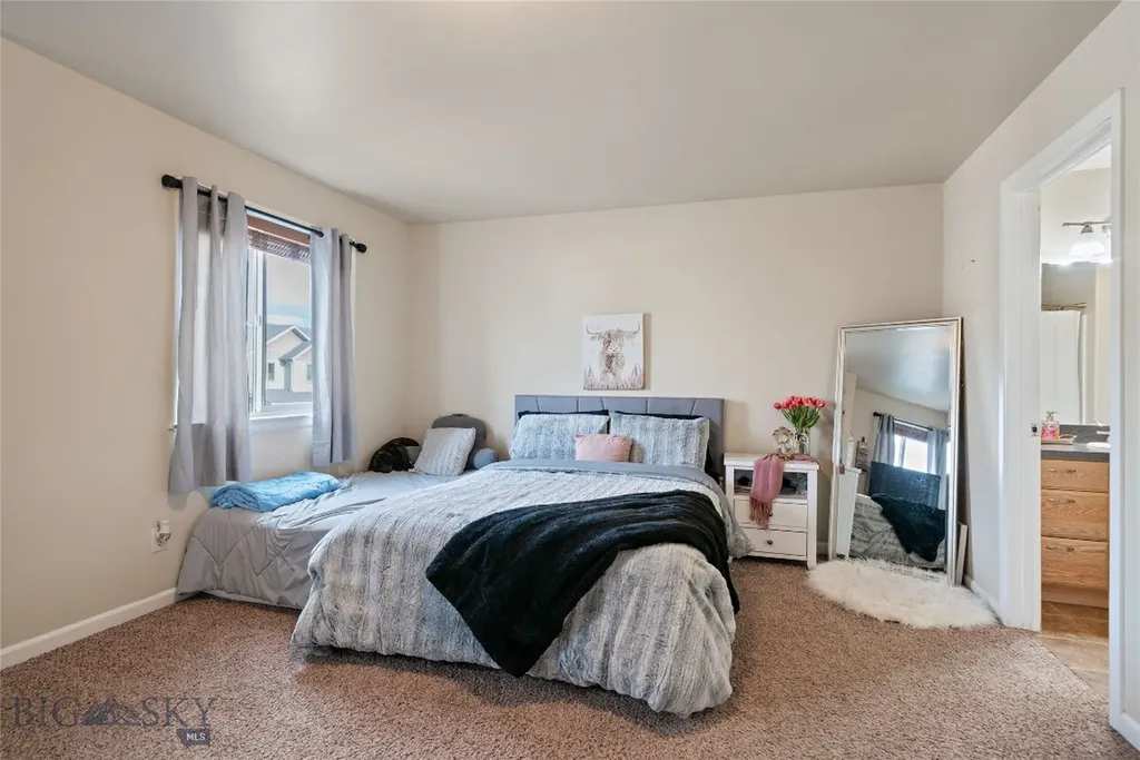 3206 Warbler Way Bozeman MT 59718