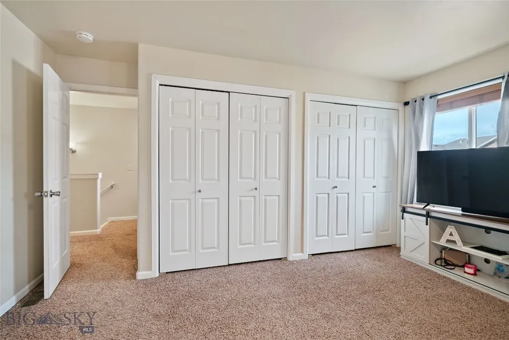 3206 Warbler Way Bozeman MT 59718