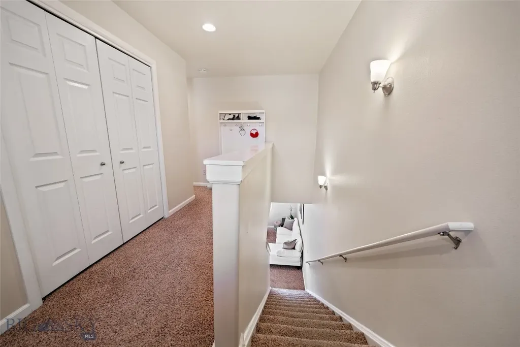 3206 Warbler Way Bozeman MT 59718
