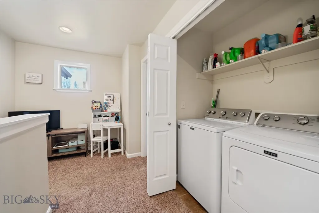 3206 Warbler Way Bozeman MT 59718
