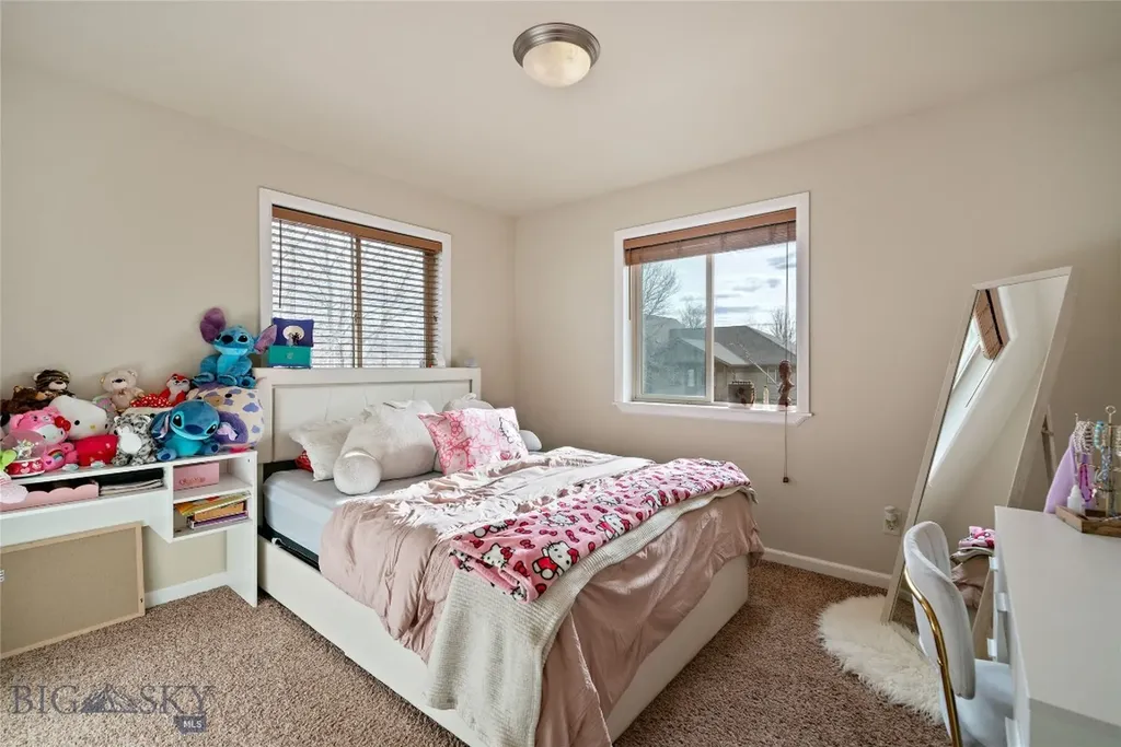 3206 Warbler Way Bozeman MT 59718