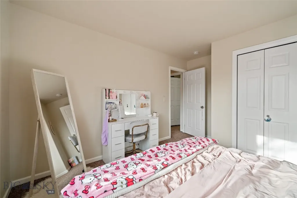 3206 Warbler Way Bozeman MT 59718