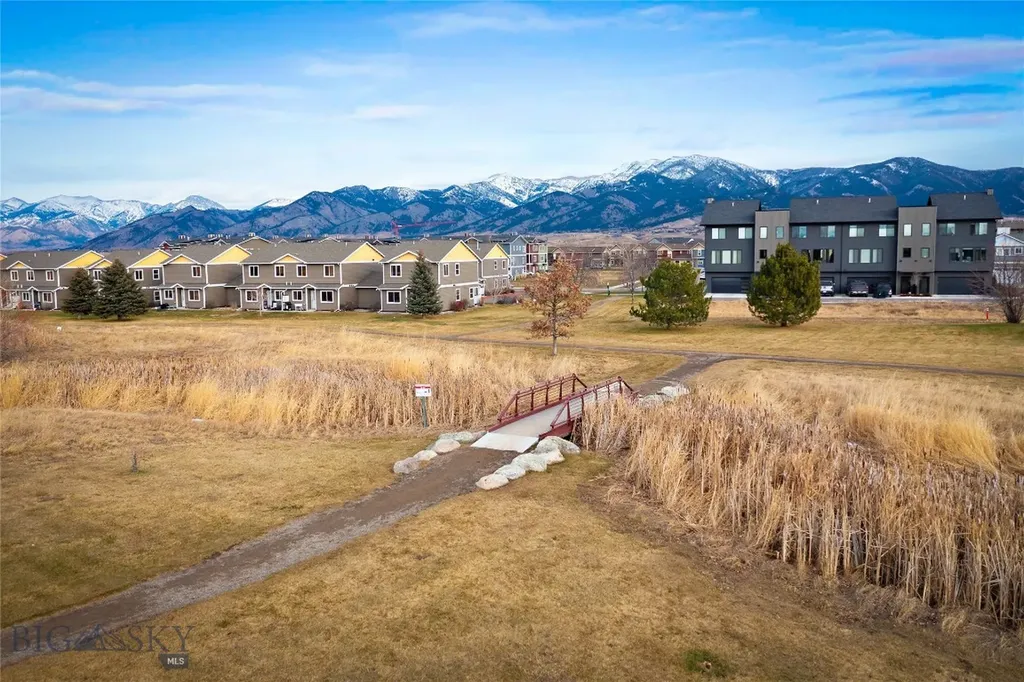 3206 Warbler Way Bozeman MT 59718
